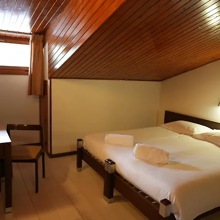 达沃斯酒店 3* 上福尔尼