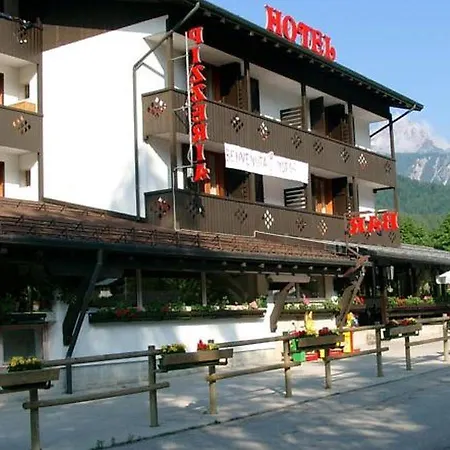 Otel Davost