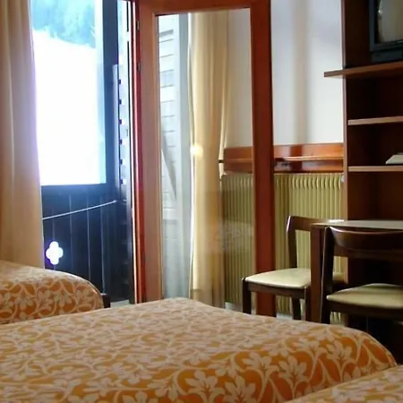 达沃斯酒店 酒店 上福尔尼