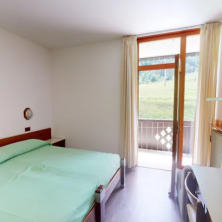 Hotel Davost 3*