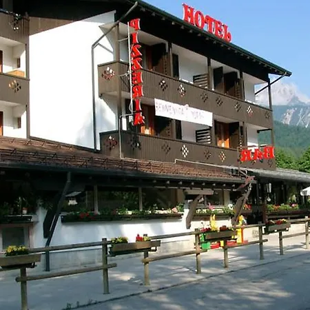Davost Hotel