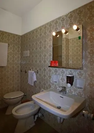 达沃斯酒店 酒店